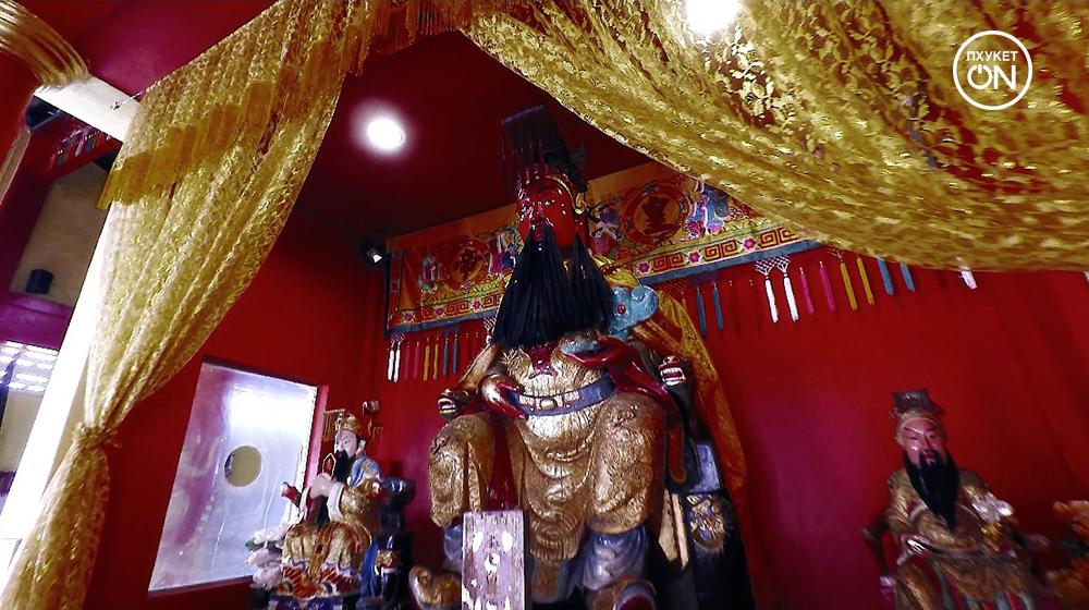 sam-ong-hoo-shrine-phuket-1