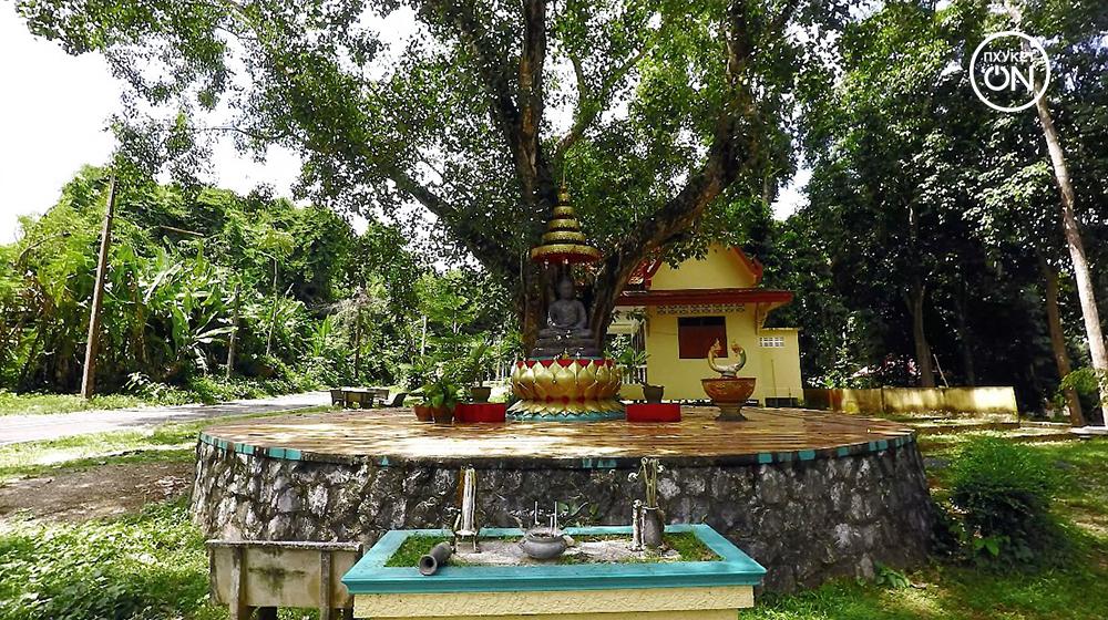 hram-sapum-thammaram-phuket-1