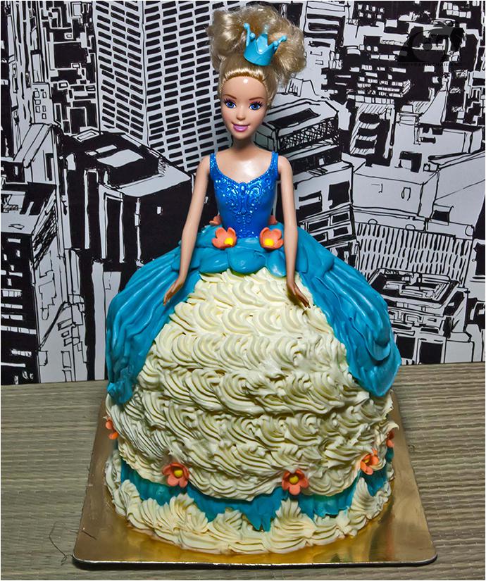 Торт-кукла &quot;Медовик&quot; в голубом платье