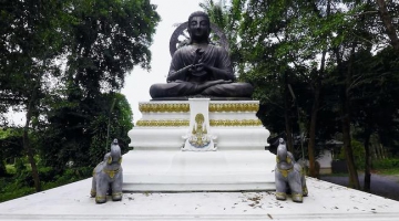 Храм Муанг Команрапхат (Пхукет) | видео-обзор