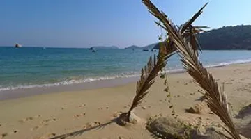 Пляж Ао Йон (Запад), Пхукет: местная Ницца: описание и фото